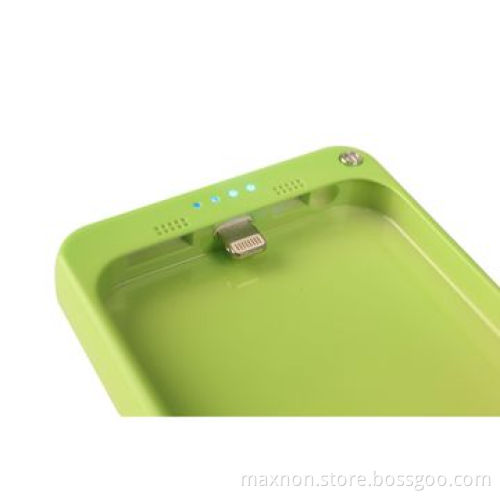 2,200mAh power bank case for iPhone 5, with kick stand